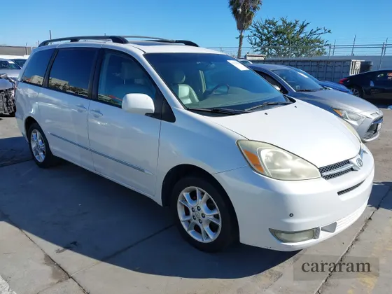 2005 Toyota Sienna XLE
