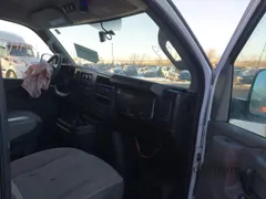 2018 Chevrolet Express Passenger LT