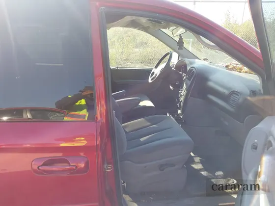2005 Dodge Caravan SXT