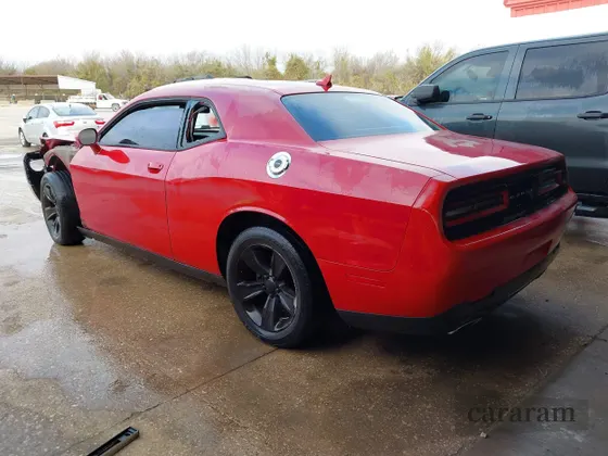 2015 Dodge Challenger SXT