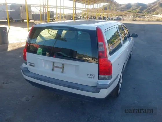 2004 Volvo V70