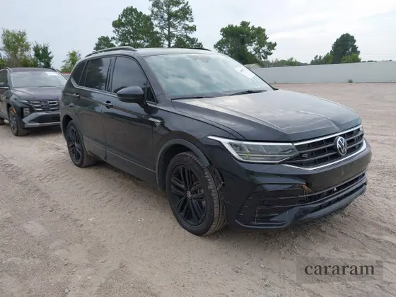 2022 Volkswagen Tiguan SE R-Line Black