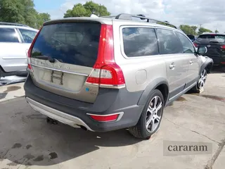 2015 Volvo XC70 T6 Platinum