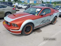2005 Ford Mustang GT Deluxe