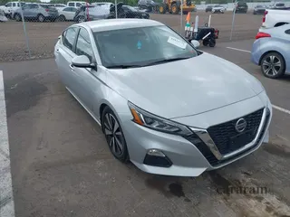 2021 Nissan Altima SV