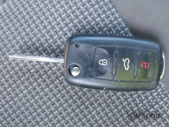 2018 Volkswagen Beetle S