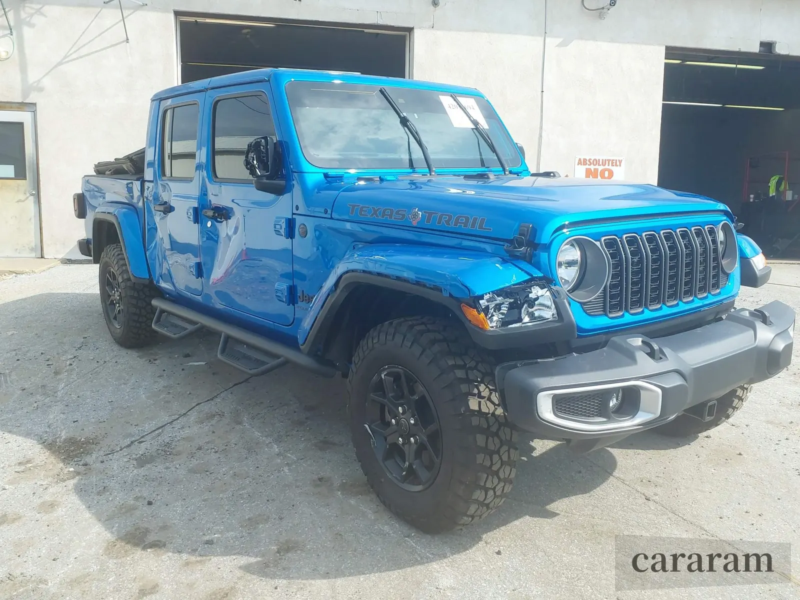2025 Jeep Gladiator Nighthawk