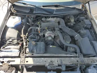2000 Lincoln Town Car Signature