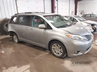 2015 Toyota Sienna XLE
