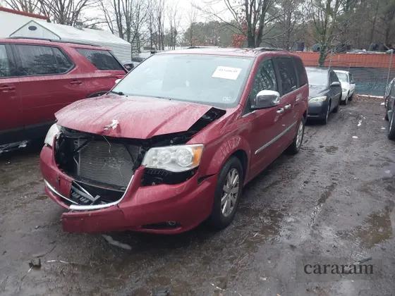2012 Chrysler Town & Country Touring L