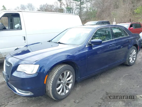 2016 Chrysler 300 Limited