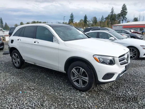 2019 Mercedes-Benz GLC 300