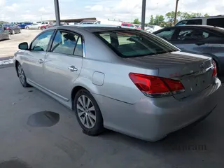 2011 Toyota Avalon
