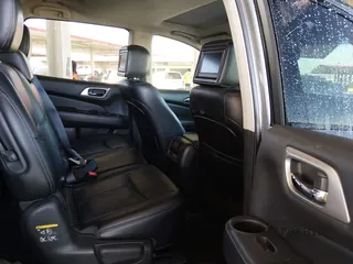 2015 Nissan Pathfinder SV
