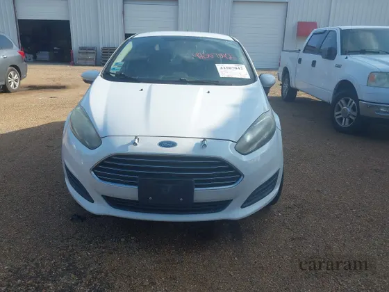 2015 Ford Fiesta SE