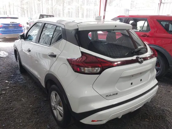 2023 Nissan Kicks S