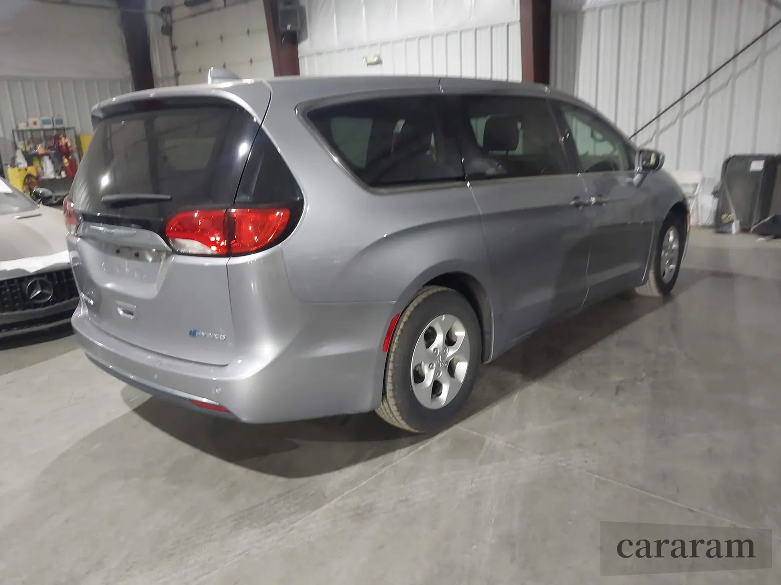 2018 Chrysler Pacifica Hybrid Touring Plus