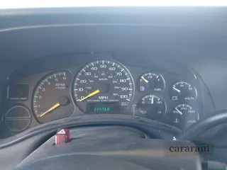 2001 Chevrolet Suburban LS