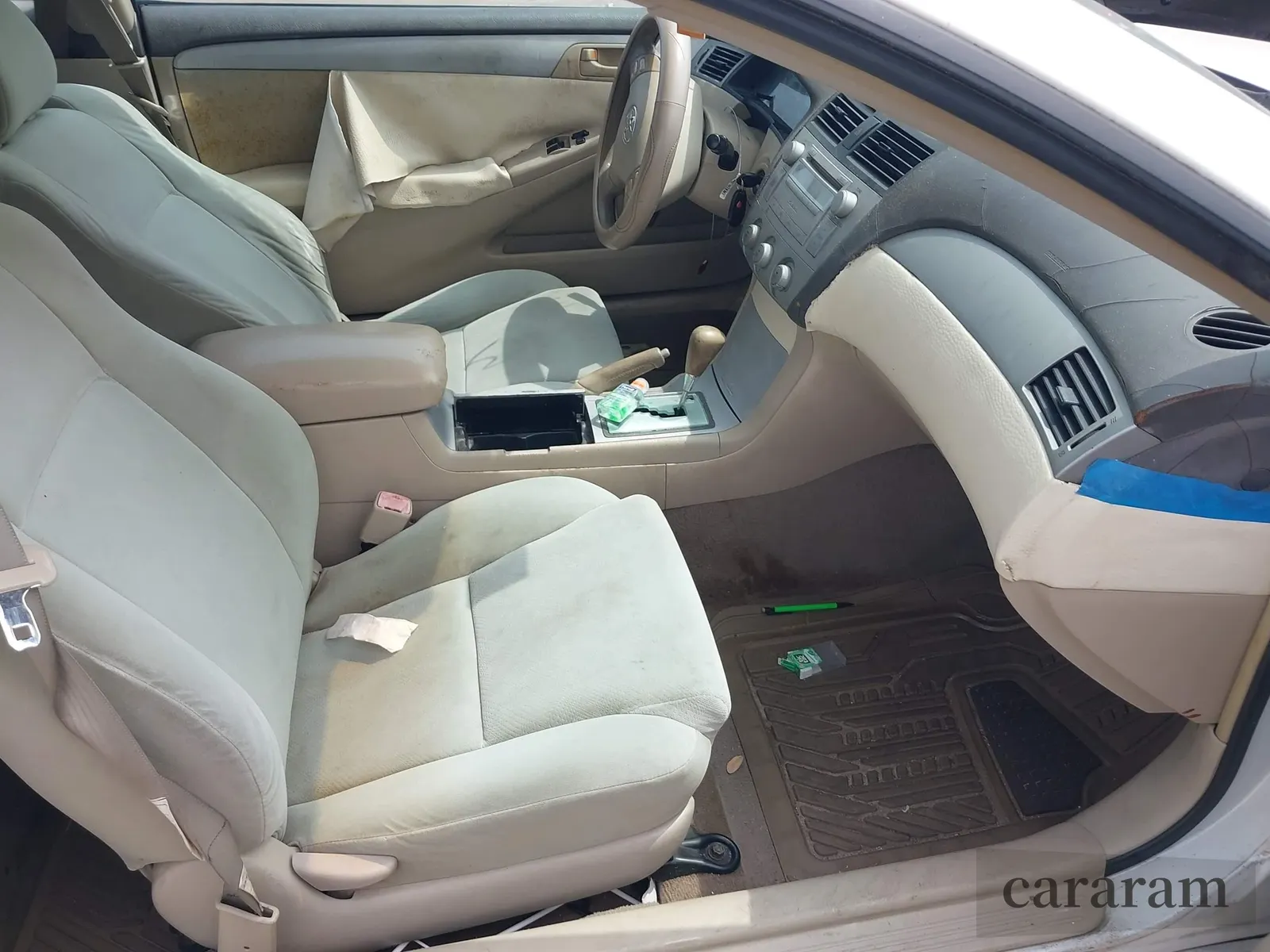 2004 Toyota Solara SE