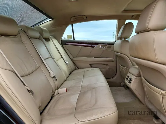 2010 Toyota Avalon XLS