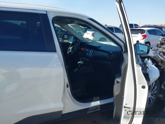 2021 Nissan Kicks S
