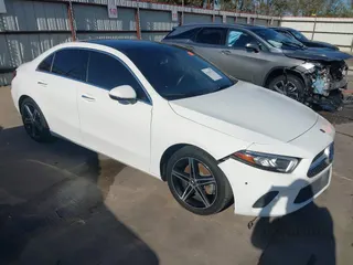 2019 Mercedes-Benz A 220