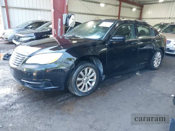 2013 Chrysler 200 Touring