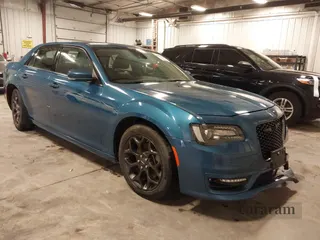 2022 Chrysler 300 Touring L