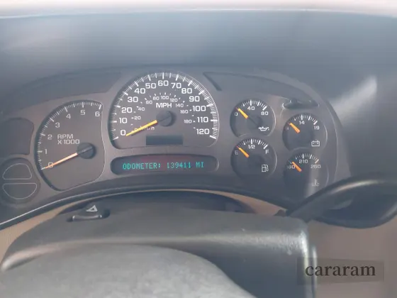2004 Chevrolet Tahoe LS