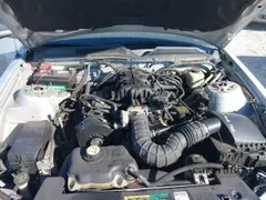 2005 Ford Mustang Deluxe