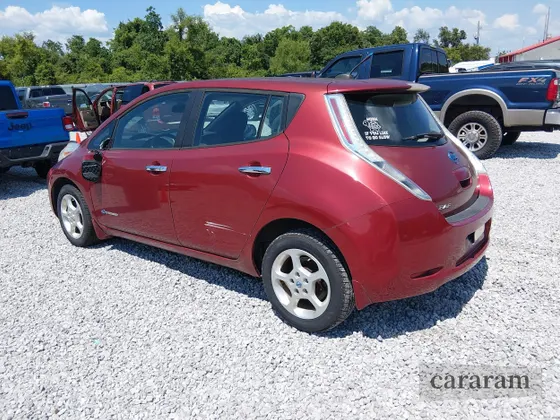 2013 Nissan LEAF SV