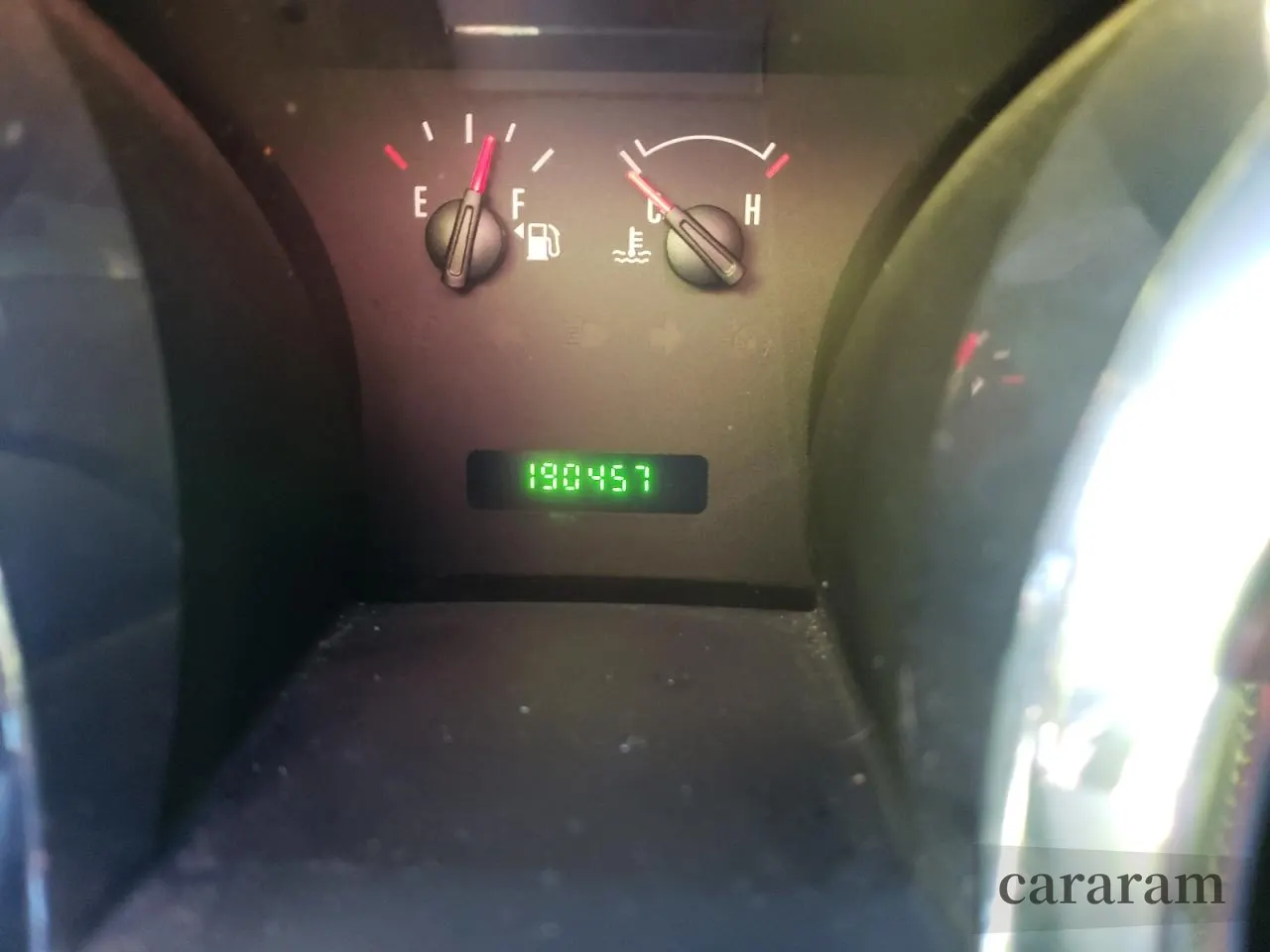 2007 Ford Mustang Deluxe