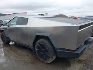 2024 Tesla Cybertruck