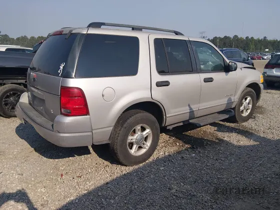 2004 Ford Explorer XLT