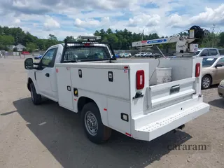2017 Ford F-350 XL