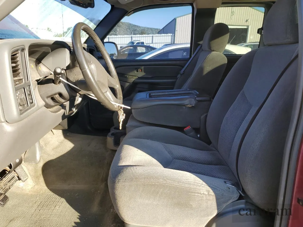 2004 Chevrolet Silverado 1500 LS