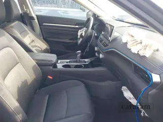 2022 Nissan Altima SV