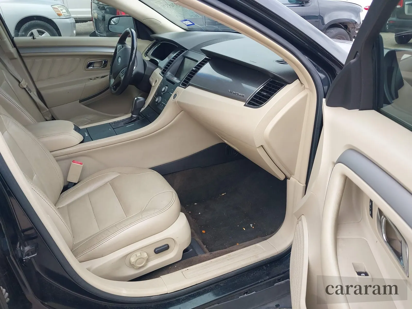 2014 Ford Taurus SEL