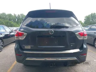 2014 Nissan Pathfinder Platinum