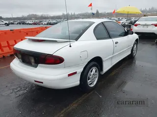 1997 Pontiac Sunfire SE