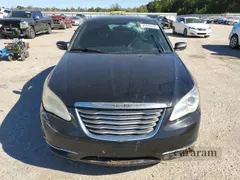 2013 Chrysler 200 Touring