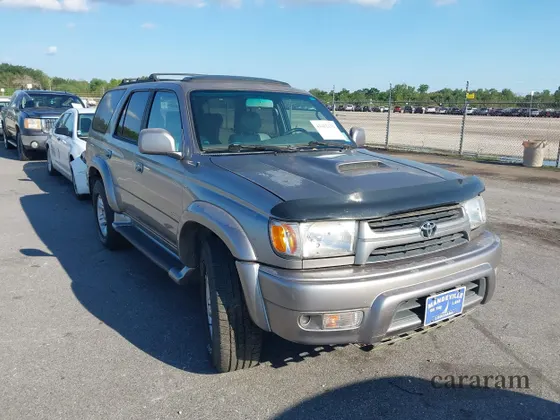 2002 Toyota 4Runner SR5