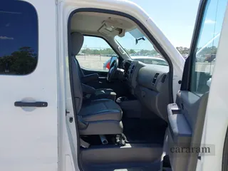 2016 Nissan NV SV