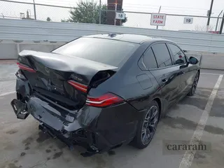 2025 BMW i5 eDrive40