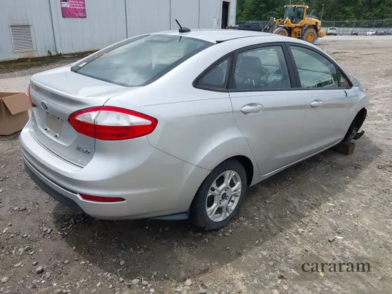 2016 Ford Fiesta SE