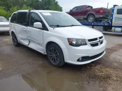 2016 Dodge Grand Caravan R/T