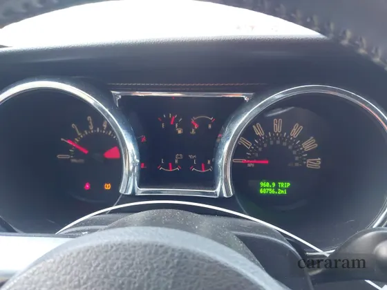 2007 Ford Mustang Deluxe