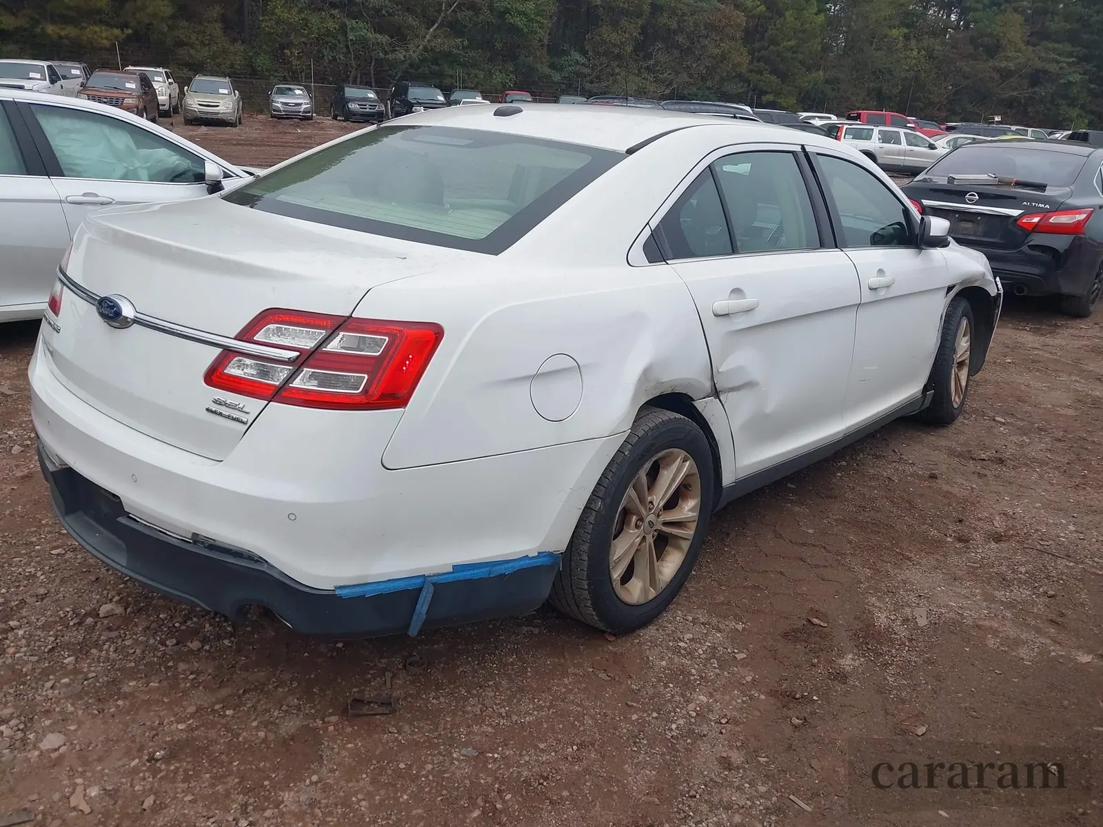 2015 Ford Taurus SEL