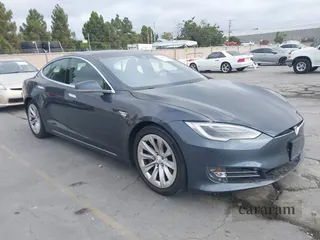 2016 Tesla Model S 90D