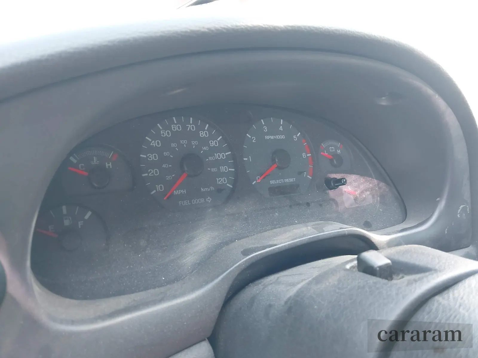 2003 Ford Mustang Standard